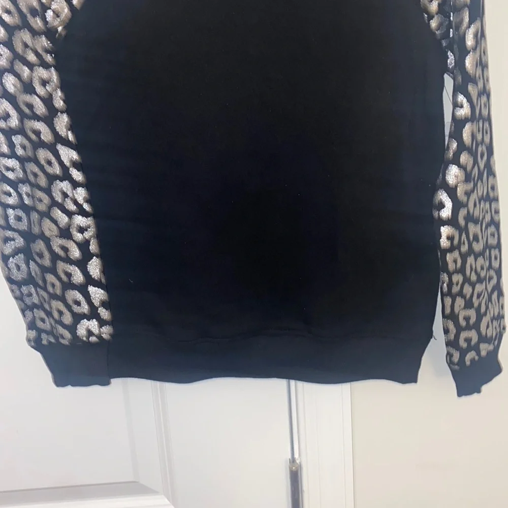 Cheetah sweatshirt